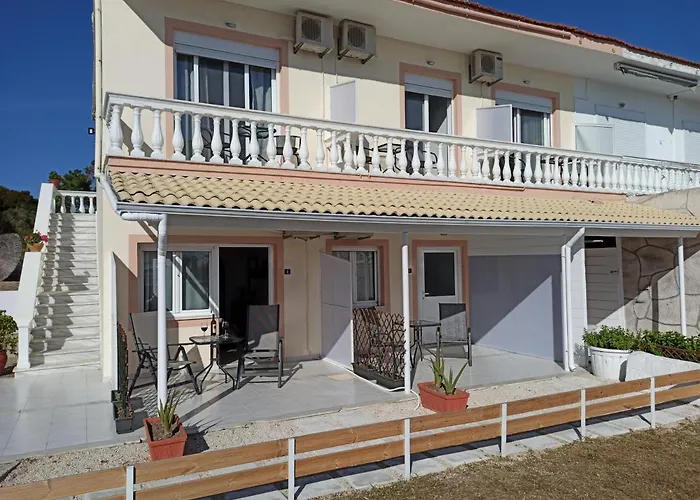 Wave Marathias Apartments